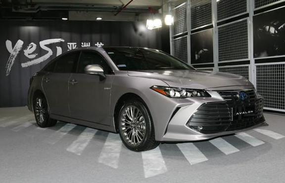 一汽丰田亚洲龙2.0L全新RAV4荣放海口