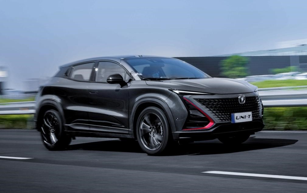 售价11万起的中高端SUV, 长安UNI-T用